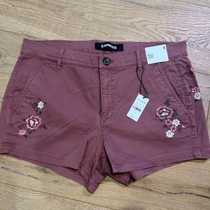Express mid rise shortie shorts